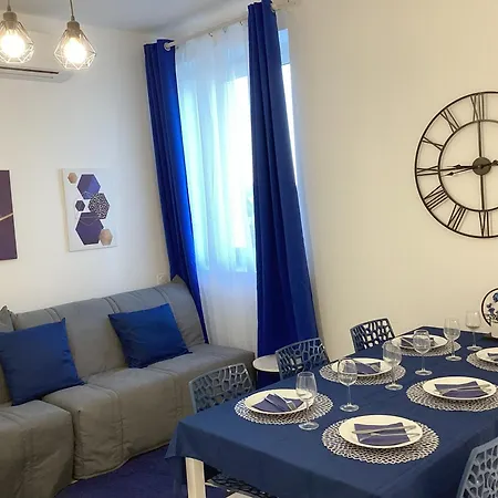 Somea 110m2 Climatisé, Parking, Proche Sanctuaire Apartamento