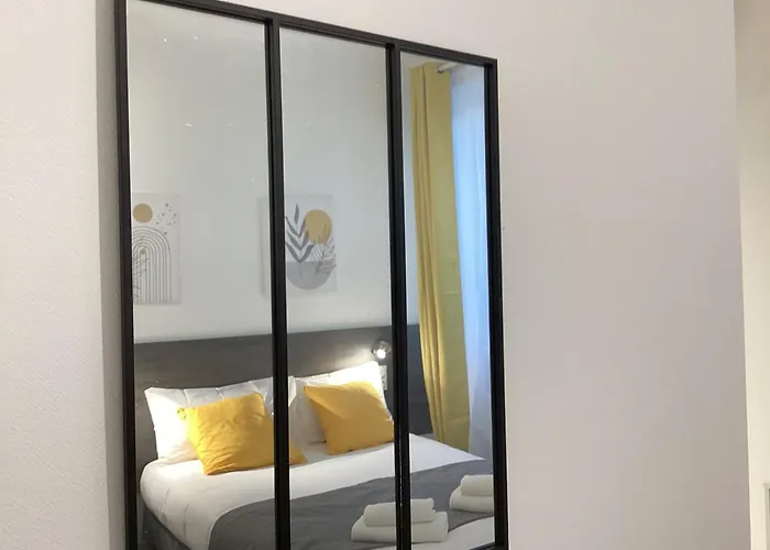 Somea 110m2 Climatise, Parking, Proche Sanctuaire アパート ルルド